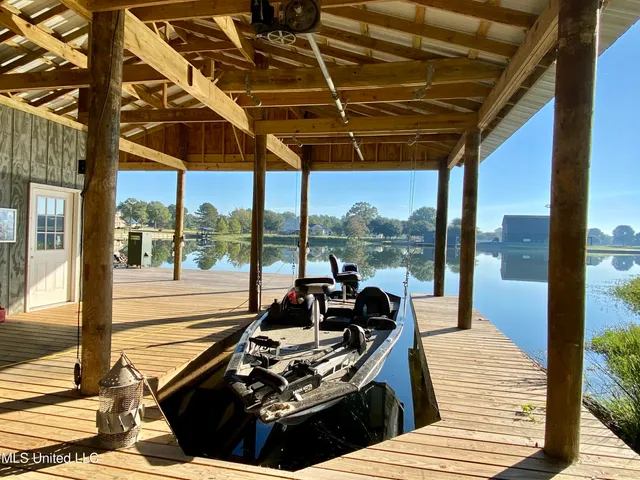 $400,000 | 11 Long Island Road, Poplarville, MS 39470