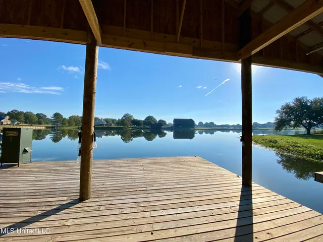 $400,000 | 11 Long Island Road, Poplarville, MS 39470