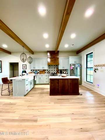 $400,000 | 11 Long Island Road, Poplarville, MS 39470