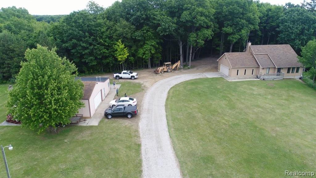 1395 Hadley Road Lapeer, MI 48446 - Photo 1 of 45