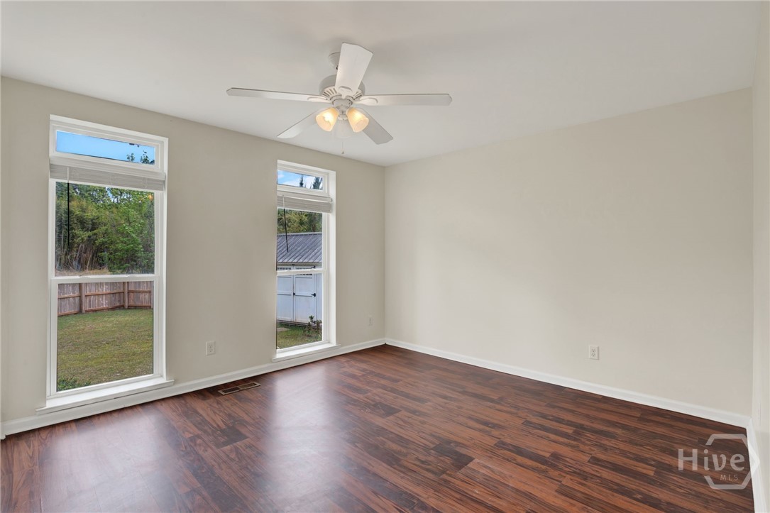 900 Garrison Street Pembroke, GA 31321 - Photo 12 of 40