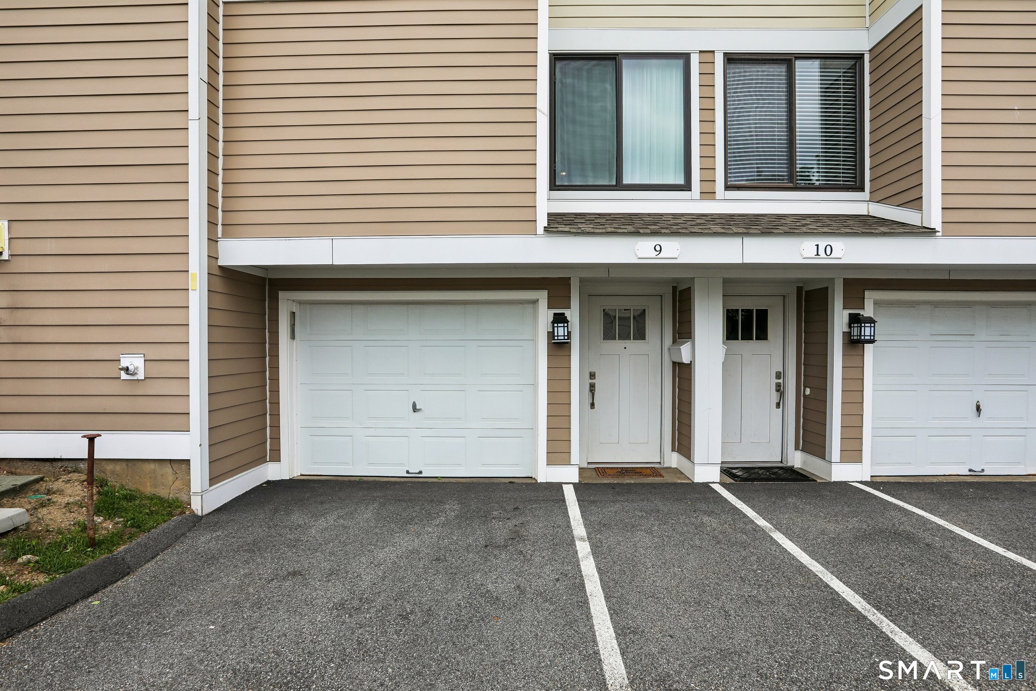9 Lawson Lane, Unit 9 Ridgefield, CT 06877 - Photo 1 of 27