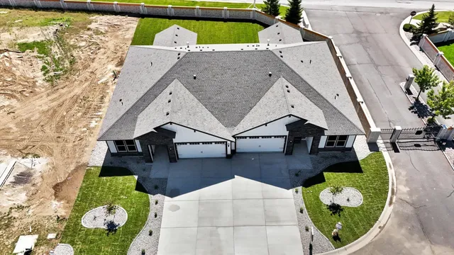 $506,850 | 30 North Country Club Drive, Unit 30, Deer Park, WA 99006