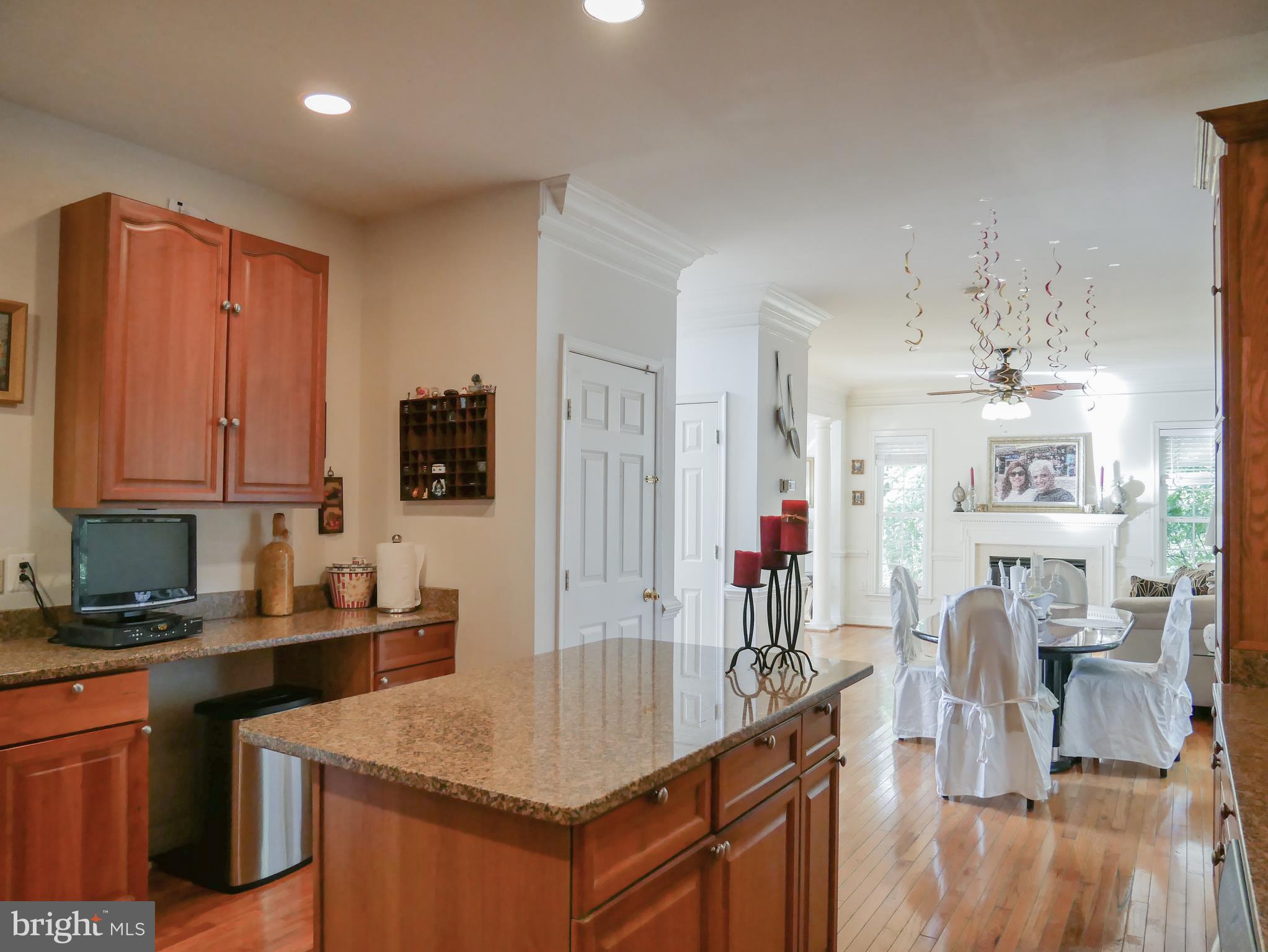 10409 Colesville Road Silver Spring, MD 20901 - Photo 15 of 30 Kitchen
