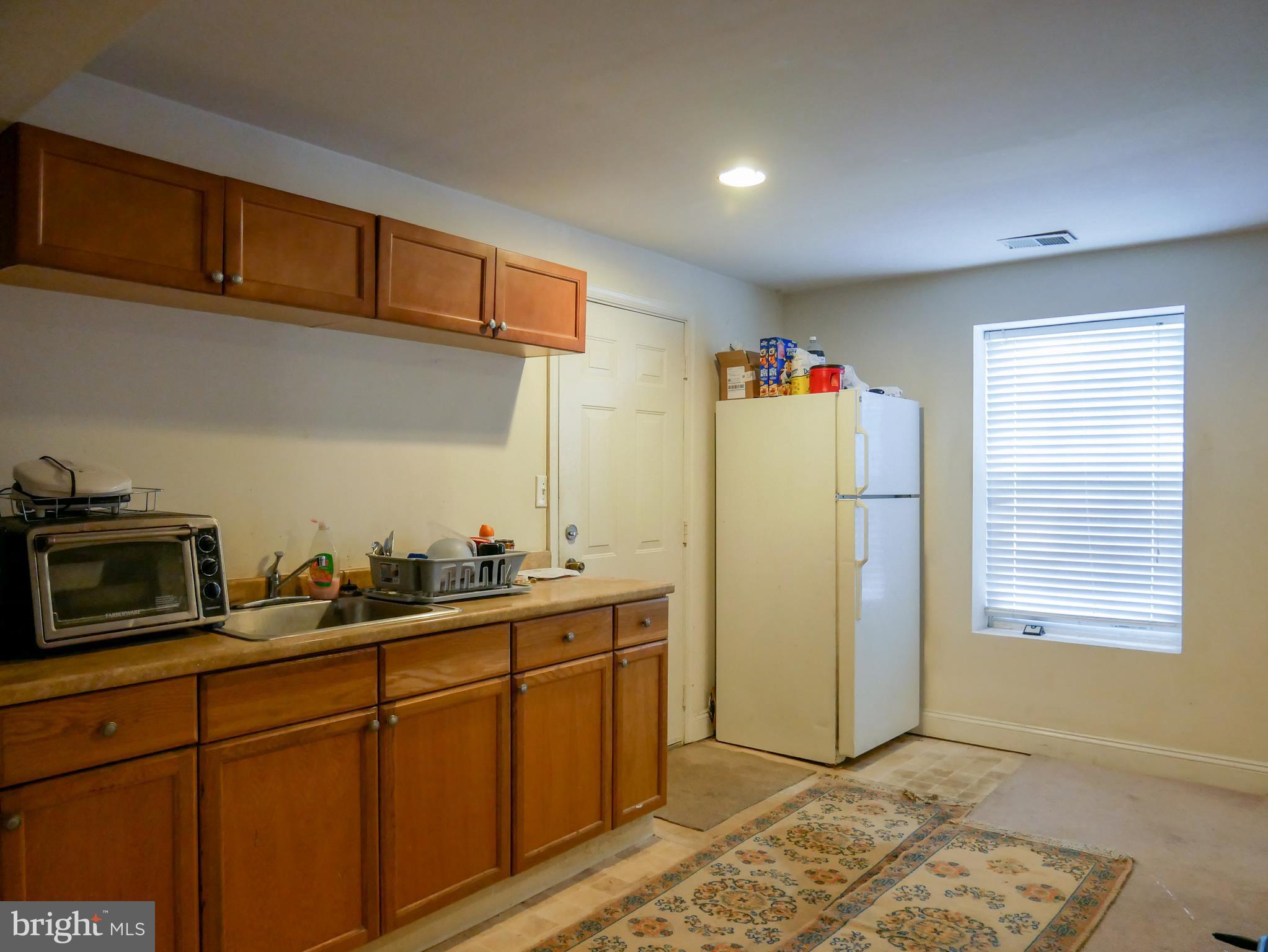 10409 Colesville Road Silver Spring, MD 20901 - Photo 24 of 30 Lower level kitchenette