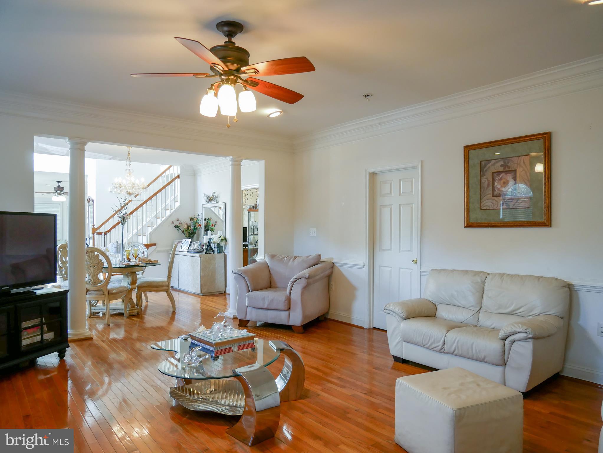 10409 Colesville Road Silver Spring, MD 20901 - Photo 4 of 30 Family Room