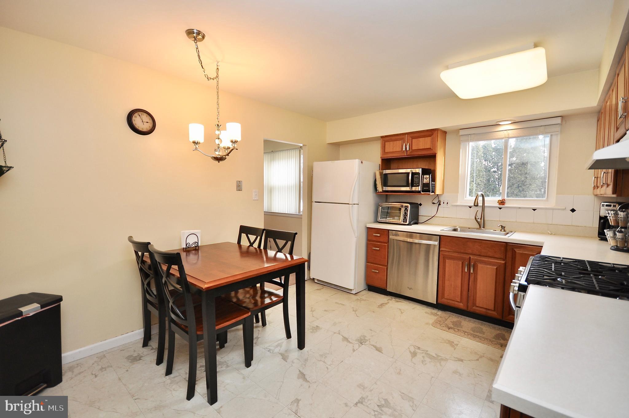 3172 Sheppard Road Bensalem, PA 19020 - Photo 14 of 41 Gallery Image 14