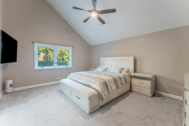 $829,900 | 120 Pratt Boulevard, Schaumburg, IL 60193