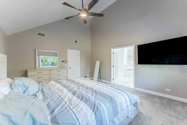 $829,900 | 120 Pratt Boulevard, Schaumburg, IL 60193