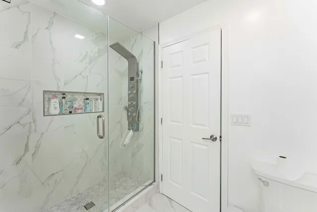 $829,900 | 120 Pratt Boulevard, Schaumburg, IL 60193