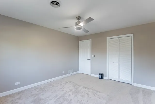 $829,900 | 120 Pratt Boulevard, Schaumburg, IL 60193