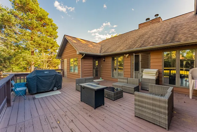 $829,900 | 120 Pratt Boulevard, Schaumburg, IL 60193