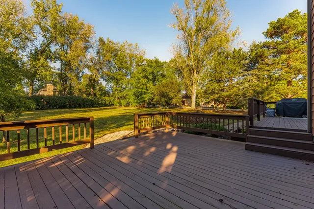 $829,900 | 120 Pratt Boulevard, Schaumburg, IL 60193