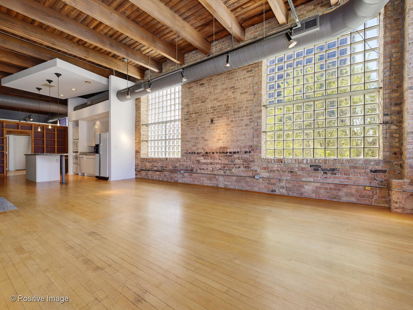 11 North Green Street, Unit 3CD Chicago, IL 60607 - Photo 3 of 40 a view of an empty room with a window