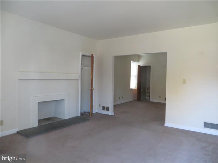 2722 East County Line Road Ardmore, PA 19003 - Photo 3 of 13 Living Room