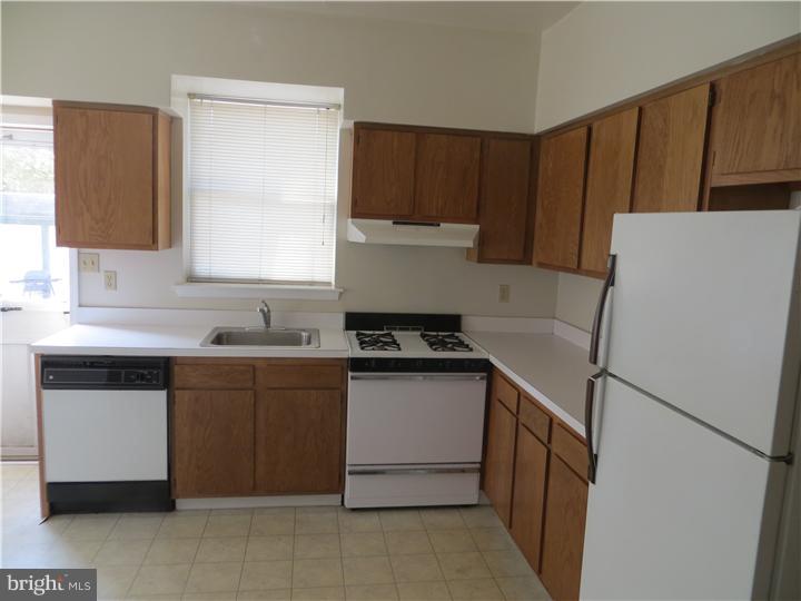 2722 East County Line Road Ardmore, PA 19003 - Photo 6 of 13 Kitchen