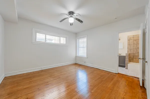 $1,450 | 7839 South Kingston Avenue, Unit 3, Chicago, IL 60649