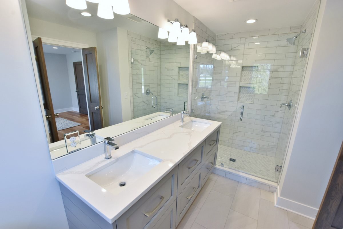 280 South Stony Point Road Suttons Bay, MI 49682 - Photo 45 of 63 1871004-44.JPG
