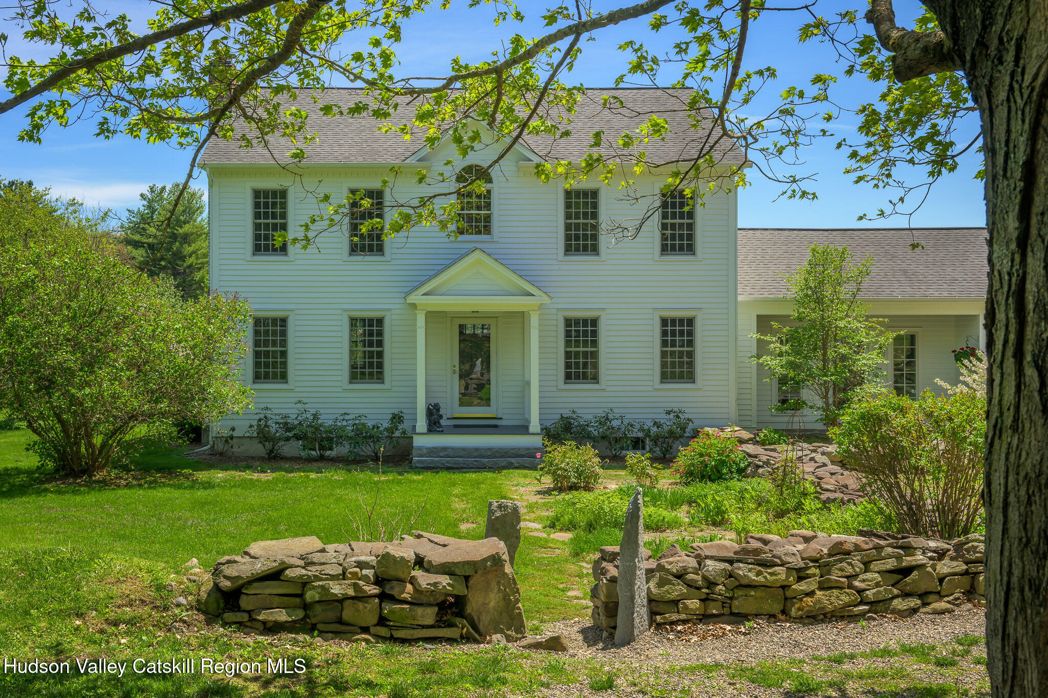 160 Beale Road Chatham, NY 12037 - Photo 1 of 51 front *