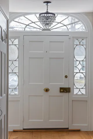 $1,825,000 | 253 Main Street, Norwich, VT 05055