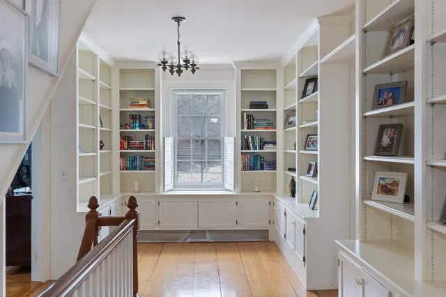 $1,825,000 | 253 Main Street, Norwich, VT 05055