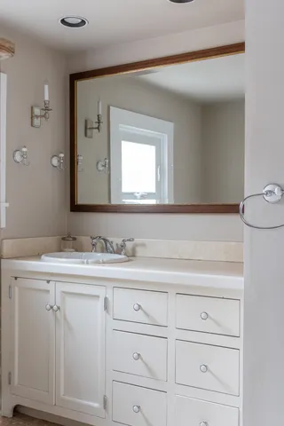 $1,825,000 | 253 Main Street, Norwich, VT 05055