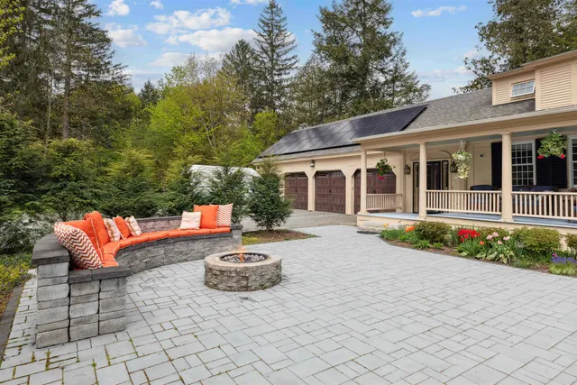 $1,825,000 | 253 Main Street, Norwich, VT 05055