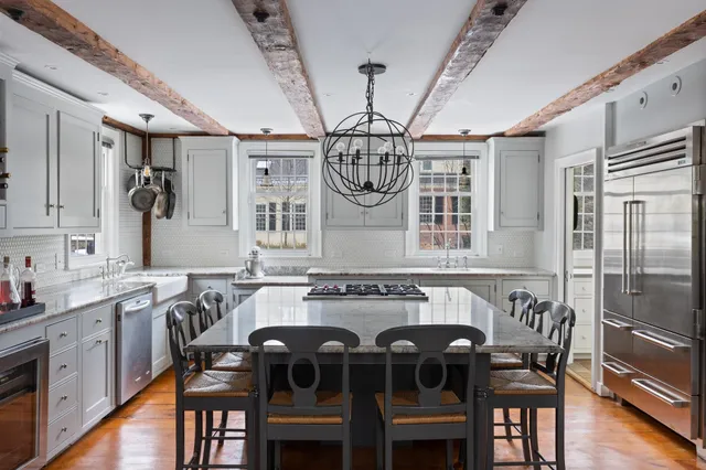 $1,825,000 | 253 Main Street, Norwich, VT 05055