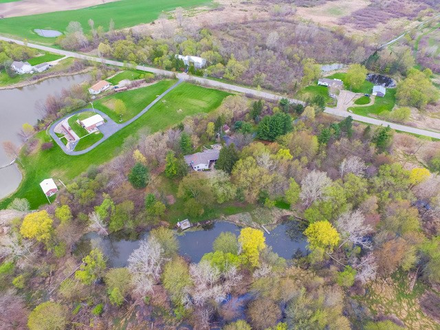 5025 Genesee Road Lapeer, MI 48446 - Photo 1 of 42 31379447.JPG