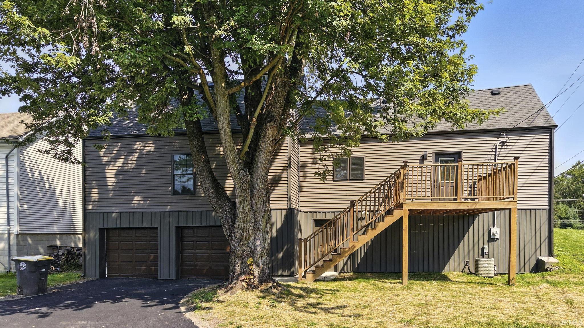 3001 Sand Point Road Fort Wayne, IN 46809 - Photo 2 of 36