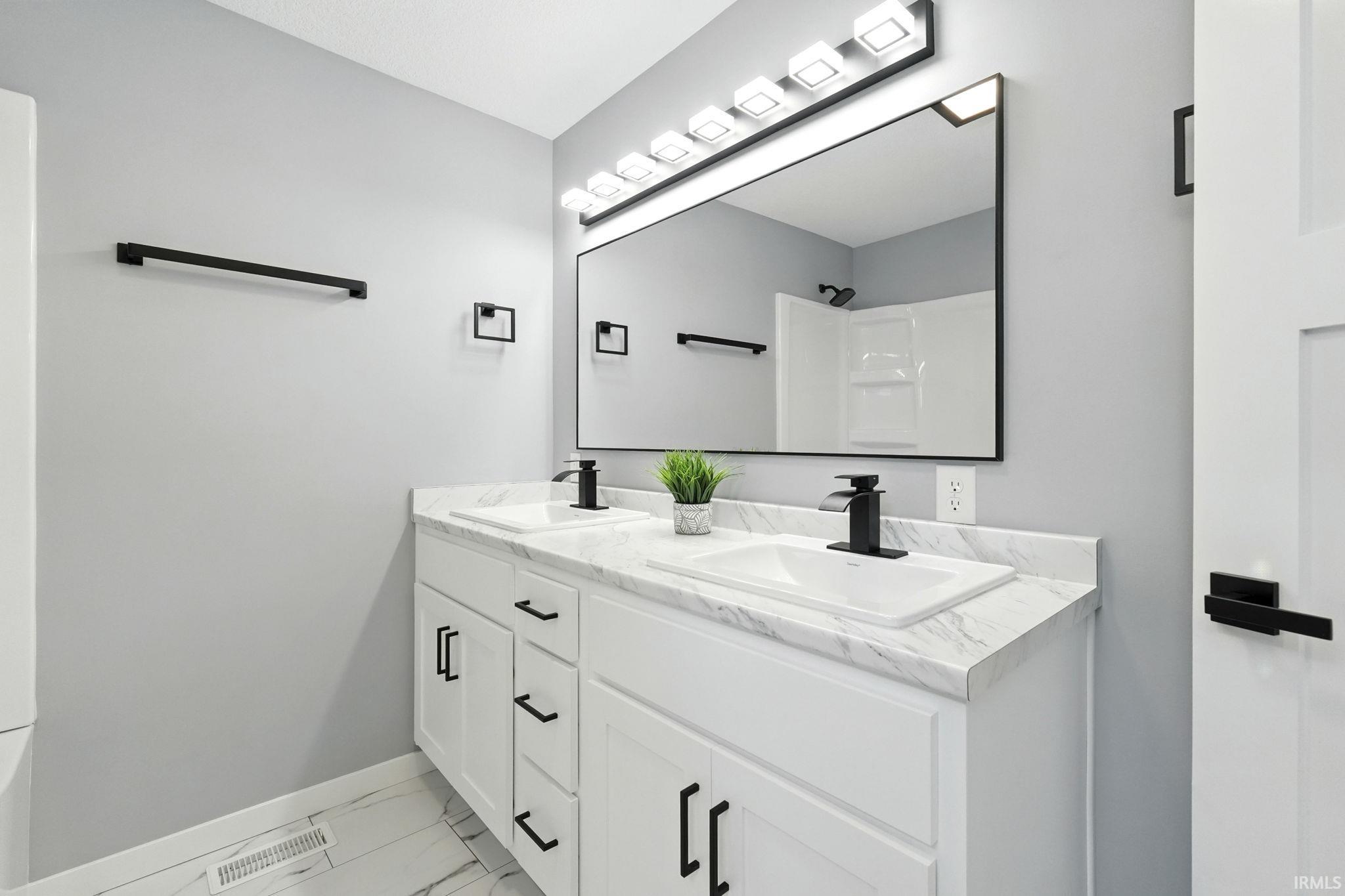 3001 Sand Point Road Fort Wayne, IN 46809 - Photo 21 of 36