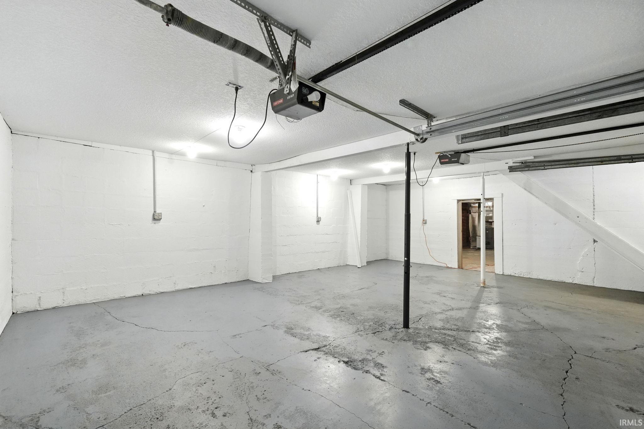 3001 Sand Point Road Fort Wayne, IN 46809 - Photo 22 of 36