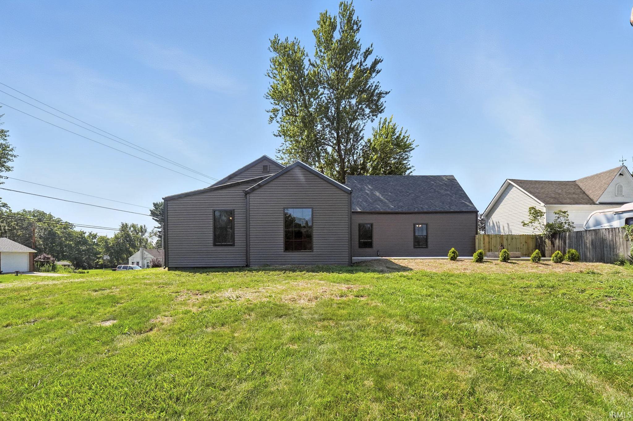 3001 Sand Point Road Fort Wayne, IN 46809 - Photo 28 of 36