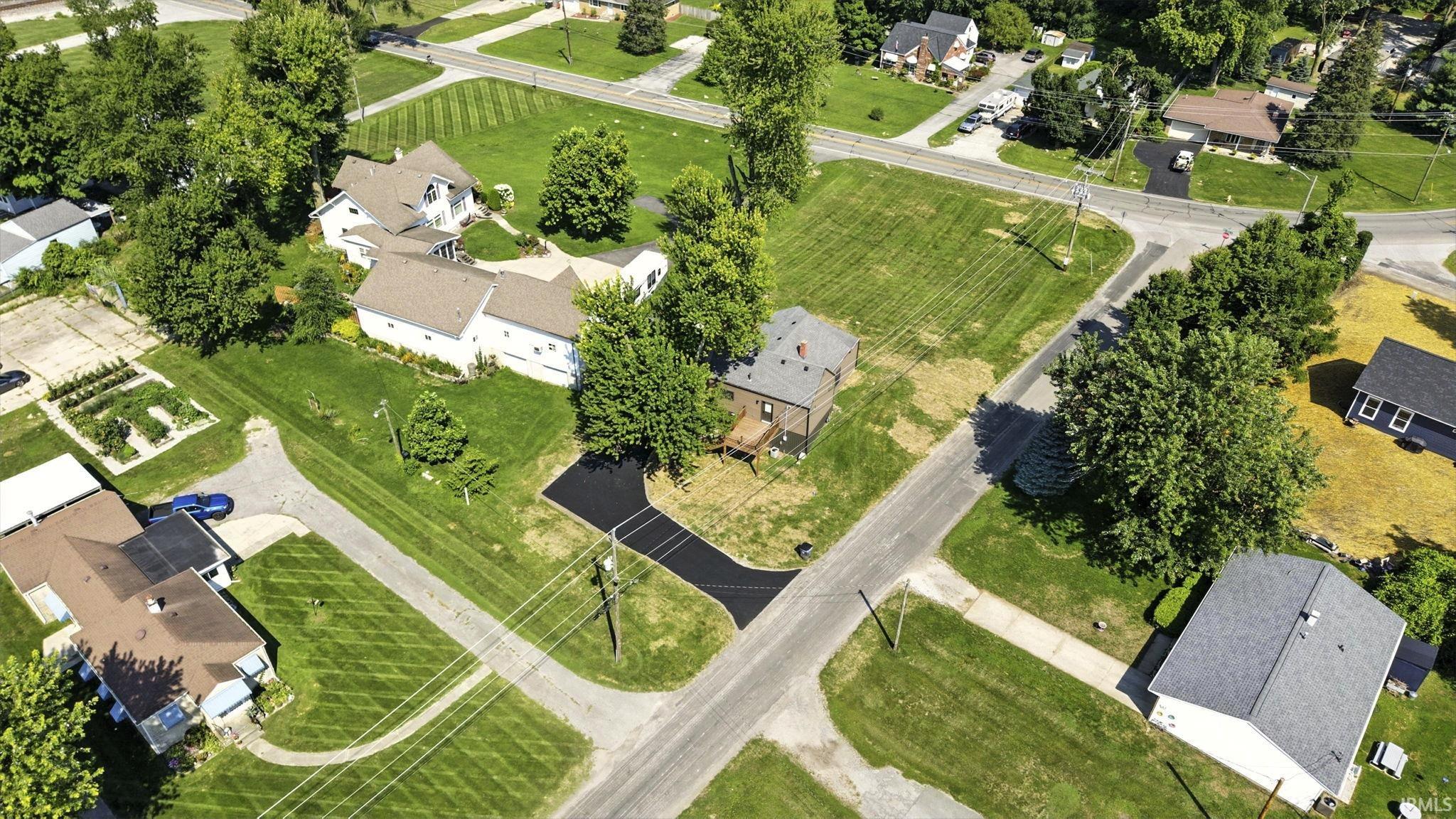 3001 Sand Point Road Fort Wayne, IN 46809 - Photo 29 of 36