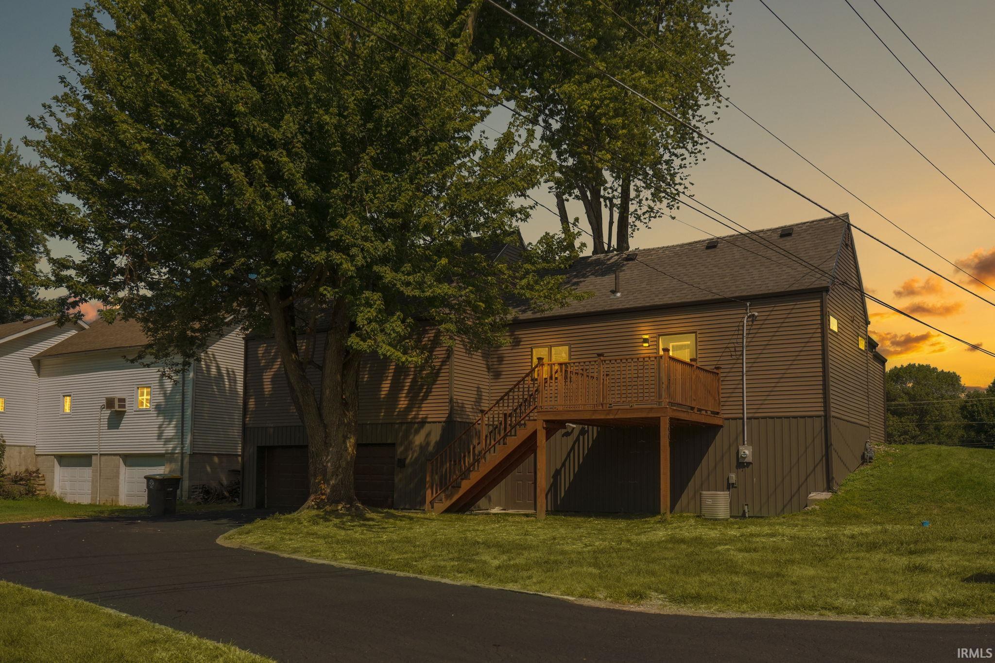 3001 Sand Point Road Fort Wayne, IN 46809 - Photo 4 of 36