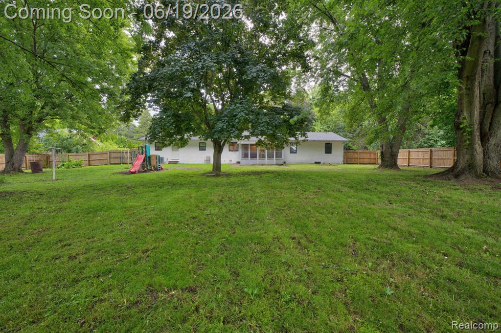 5330 Sheridan Road Saginaw, MI 48601 - Photo 46 of 50