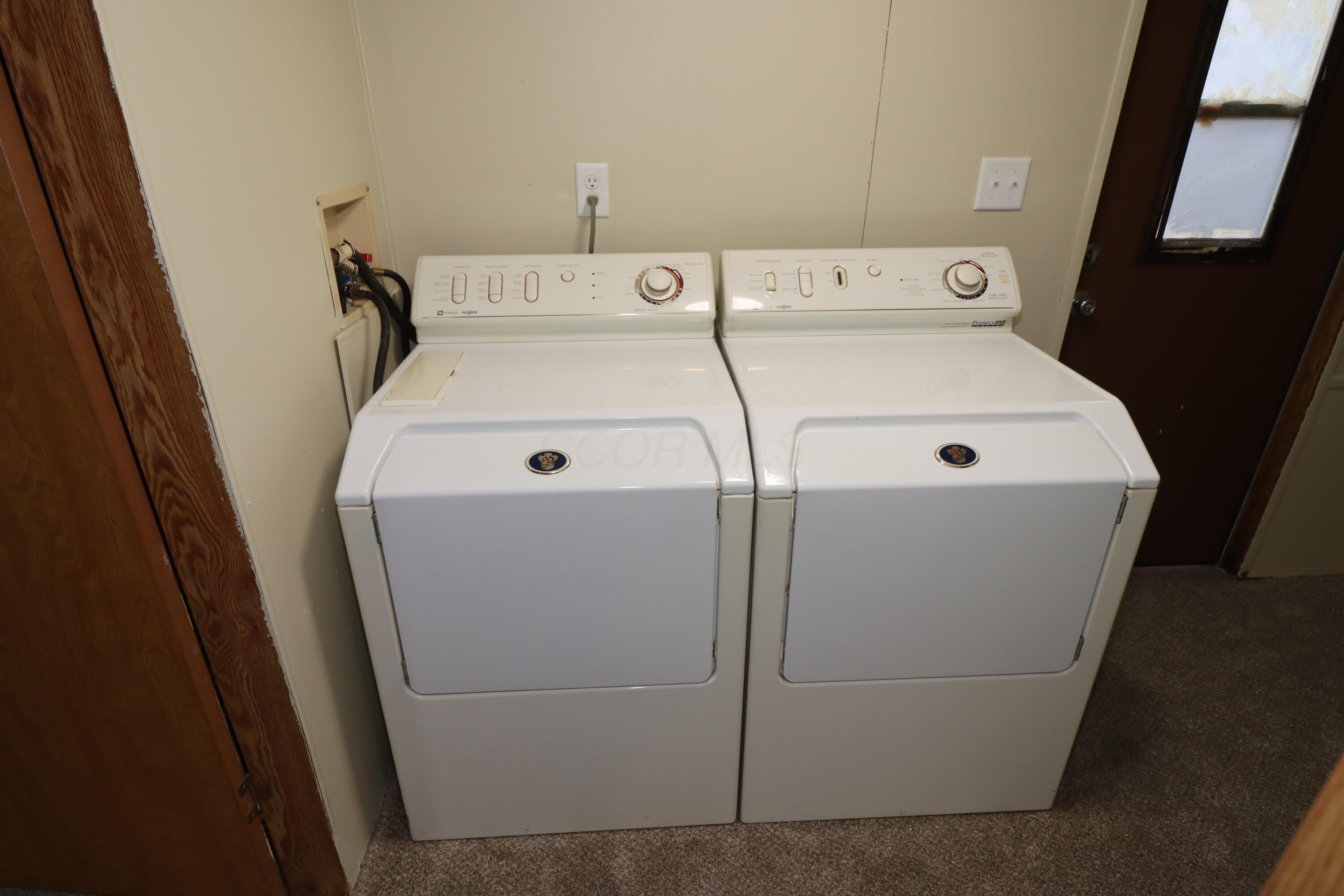 8565 Smith-Calhoun Road, Unit 192 Plain City, OH 43064 - Photo 14 of 18 Laundry Included