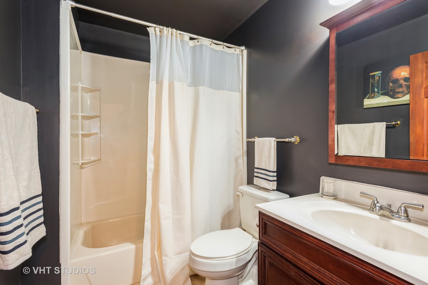S543 Robbins Street Winfield, IL 60190 - Photo 13 of 17 a bathroom with a sink toilet and shower