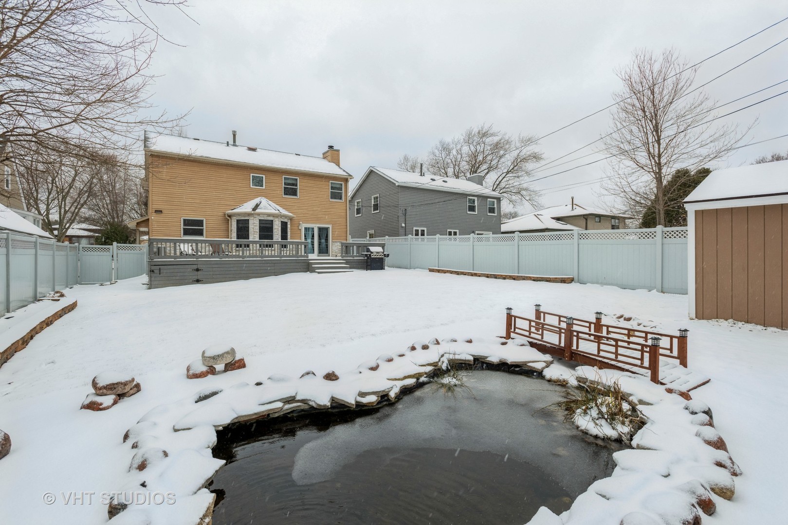 S543 Robbins Street Winfield, IL 60190 - Photo 17 of 17 a view of terrace with a snow