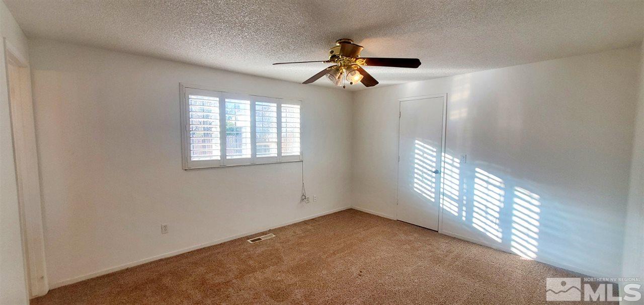 3805 Parque Verde Lane Reno, NV 89502 - Photo 5 of 12 Photo 6
