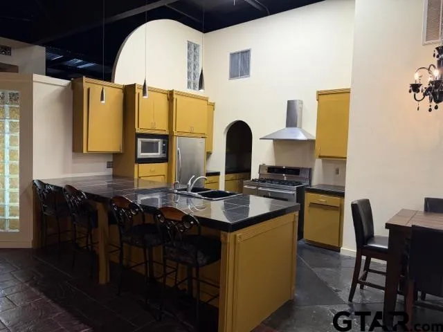 $1,375 | 2230 West Grande Boulevard, Tyler, TX 75703