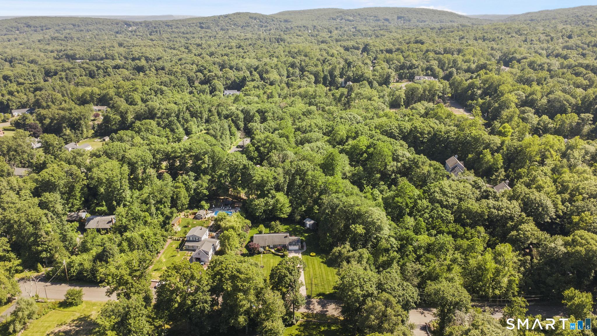 180 Tom Swamp Road Hamden, CT 06518 - Photo 40 of 40