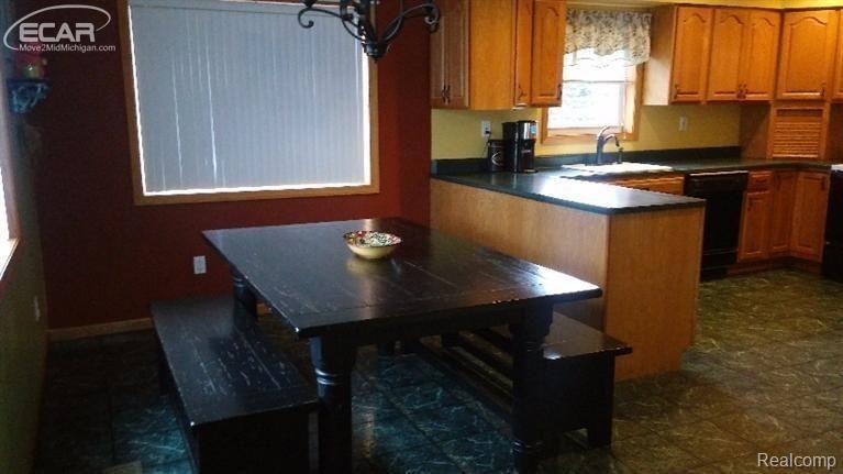 14201 Tuscola Road Clio, MI 48420 - Photo 12 of 38 30053429_11.jpg
