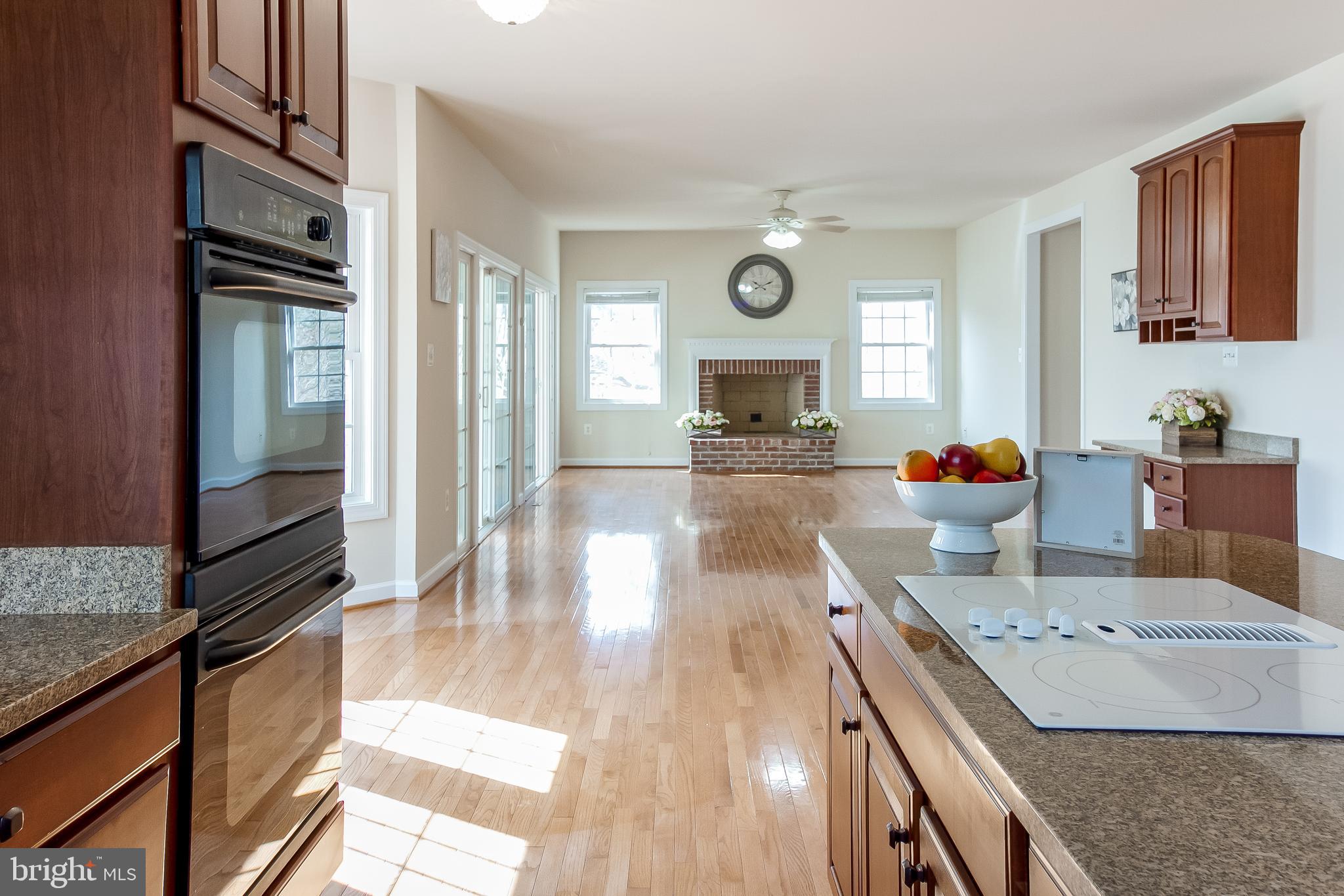 7337 Hooes Road Springfield, VA 22150 - Photo 13 of 40 Gallery Image 13