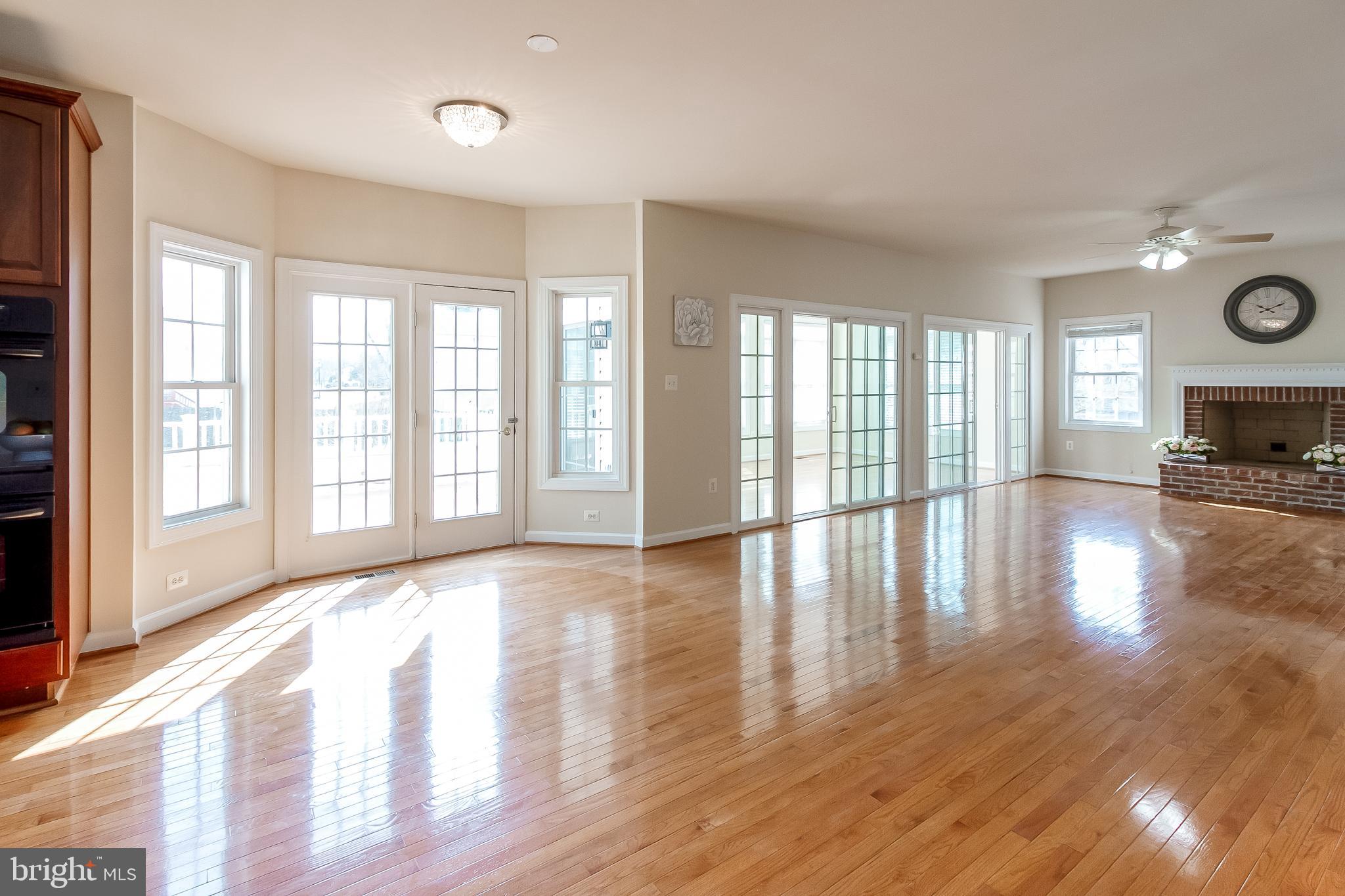 7337 Hooes Road Springfield, VA 22150 - Photo 14 of 40 Gallery Image 14