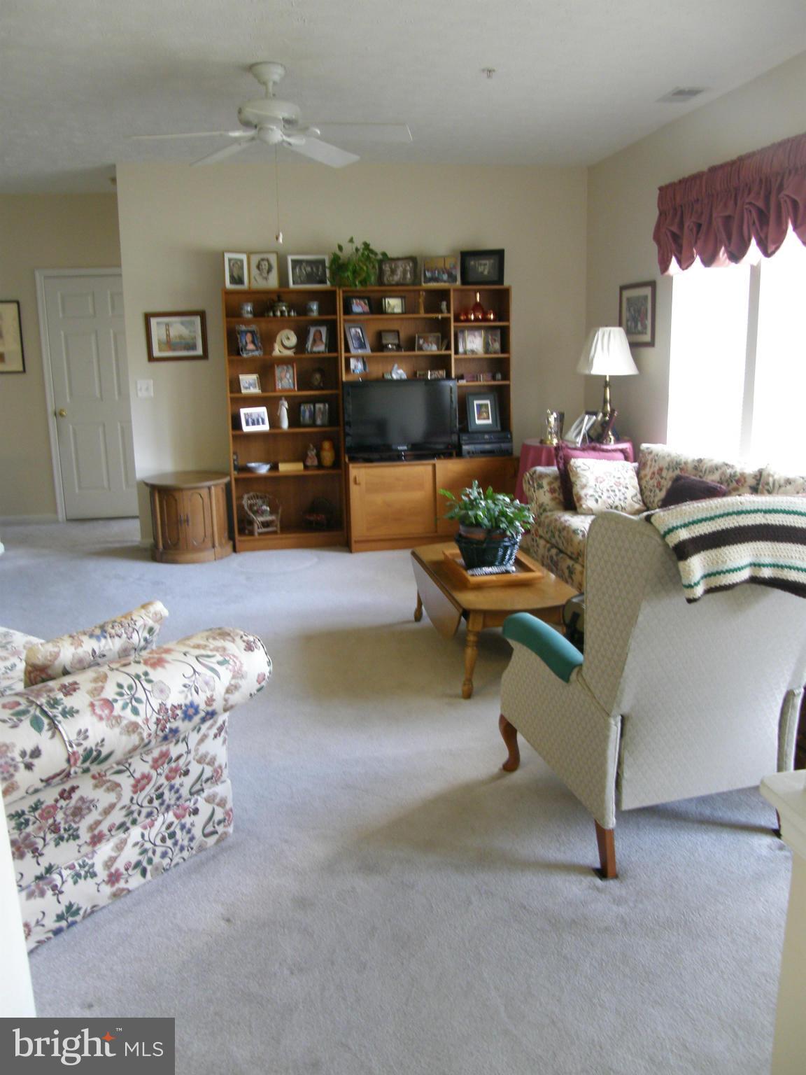 5256 Millfield Road, Unit 5256 Baltimore, MD 21237 - Photo 5 of 24 Living Room