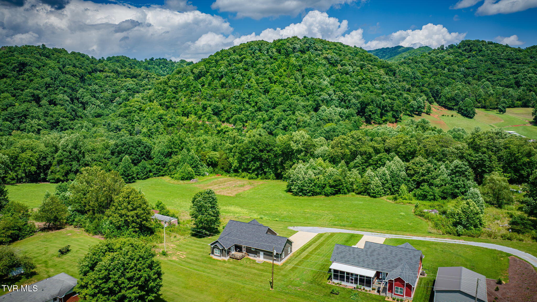 453 Wilbur Dam Road Elizabethton, TN 37643 - Photo 33 of 36 103