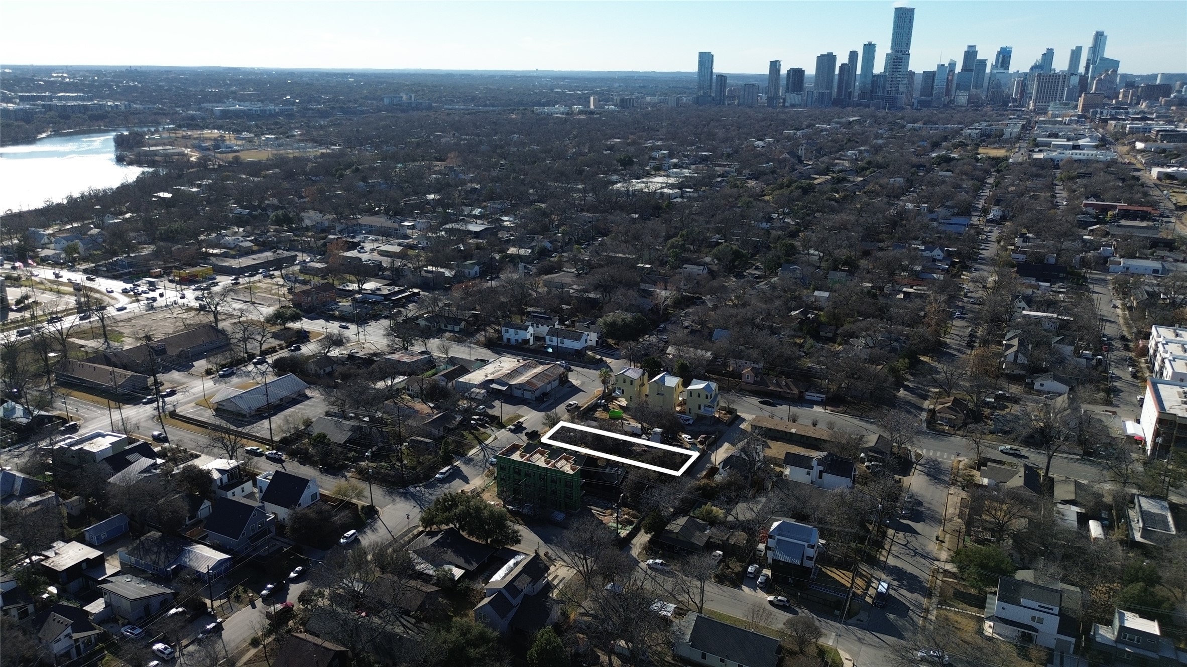 2806 East 3rd Street Austin, TX 78702 - Photo 3 of 13 a view of a city