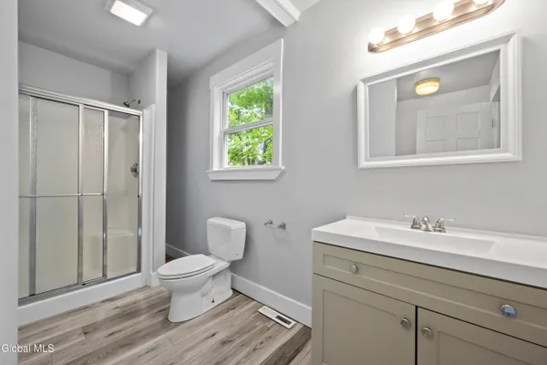$3,200 | 99 1/2 Walworth Street, Saratoga Springs, NY 12866