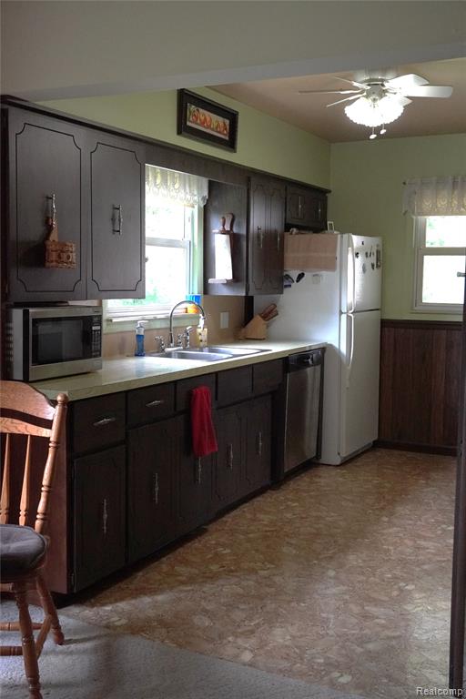 1295 Hadley Road Lapeer, MI 48446 - Photo 27 of 56